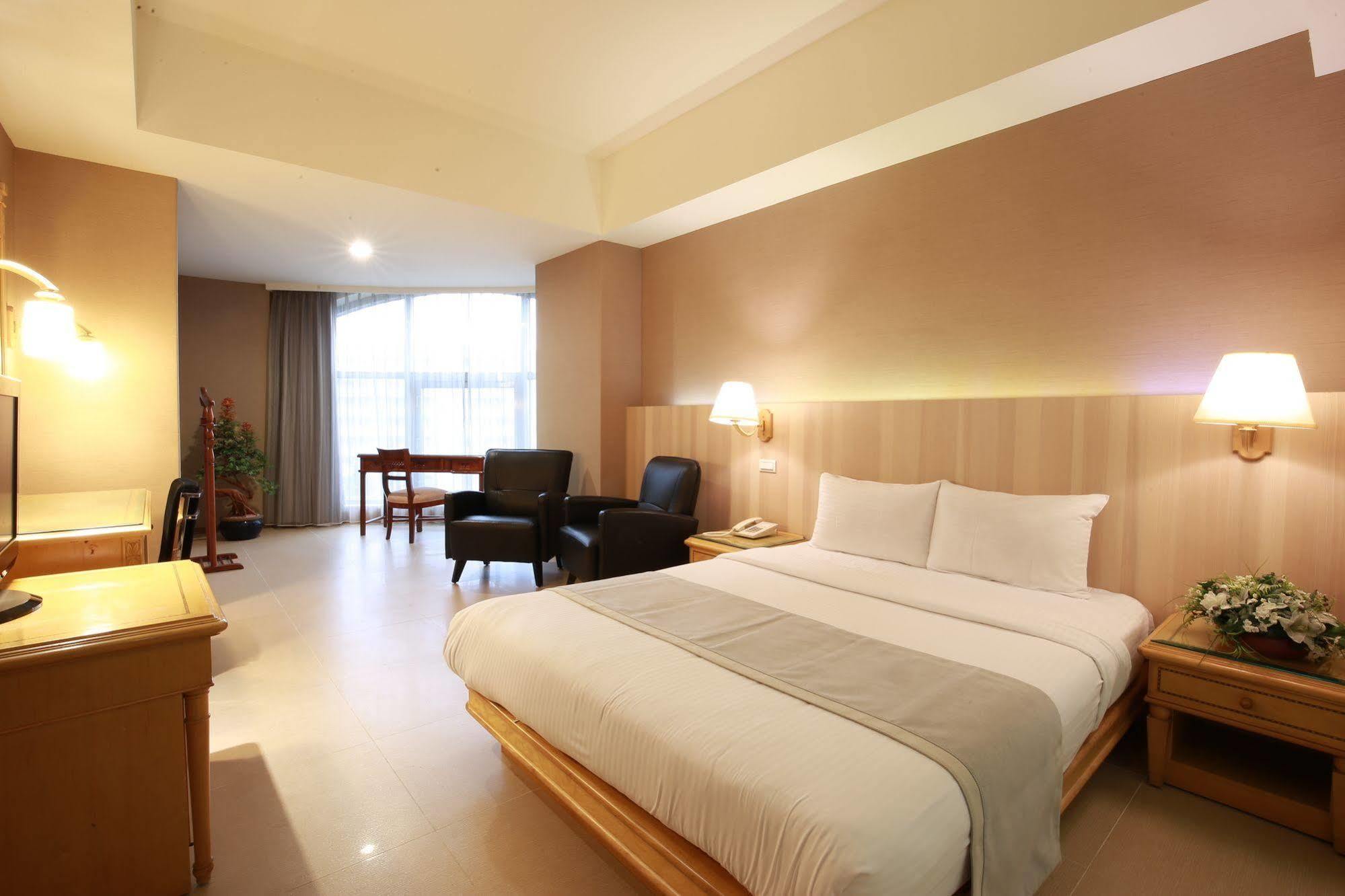 Highness Hotel Guishan Eksteriør billede