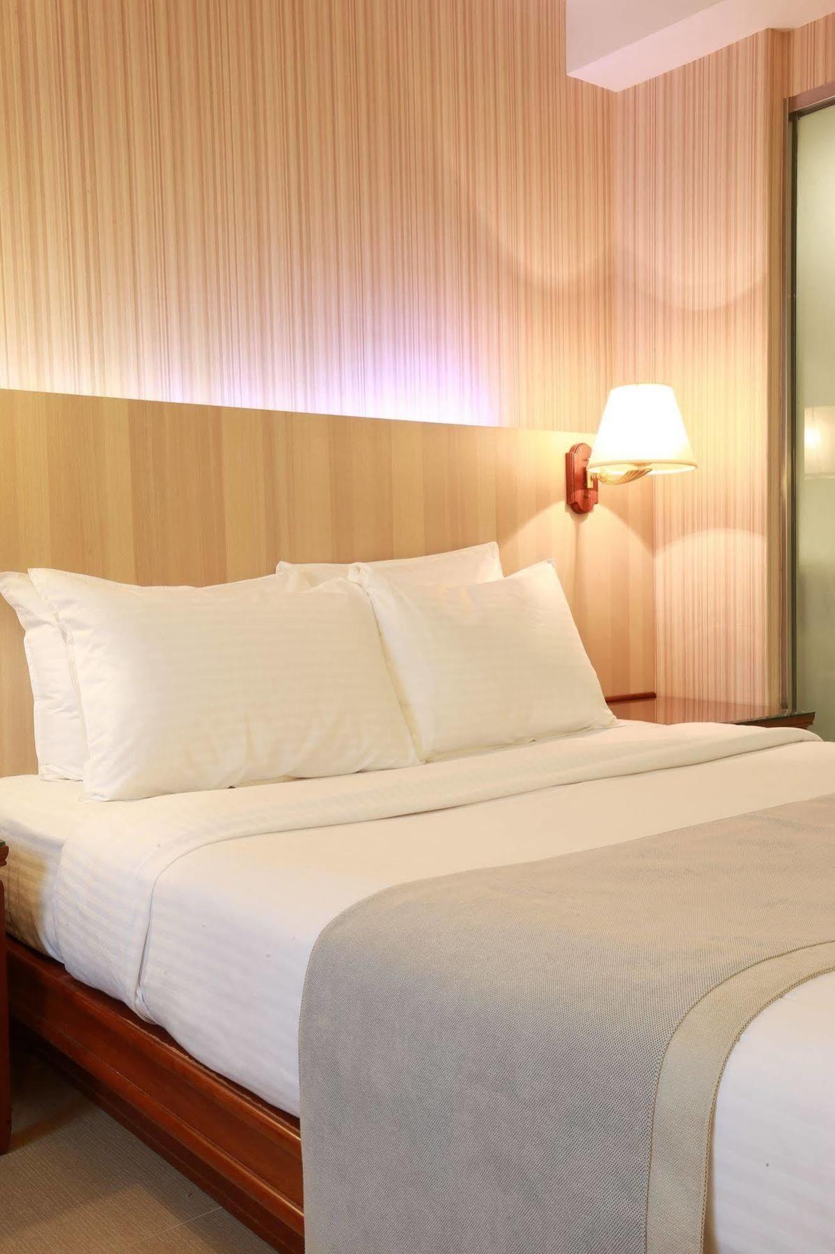 Highness Hotel Guishan Eksteriør billede