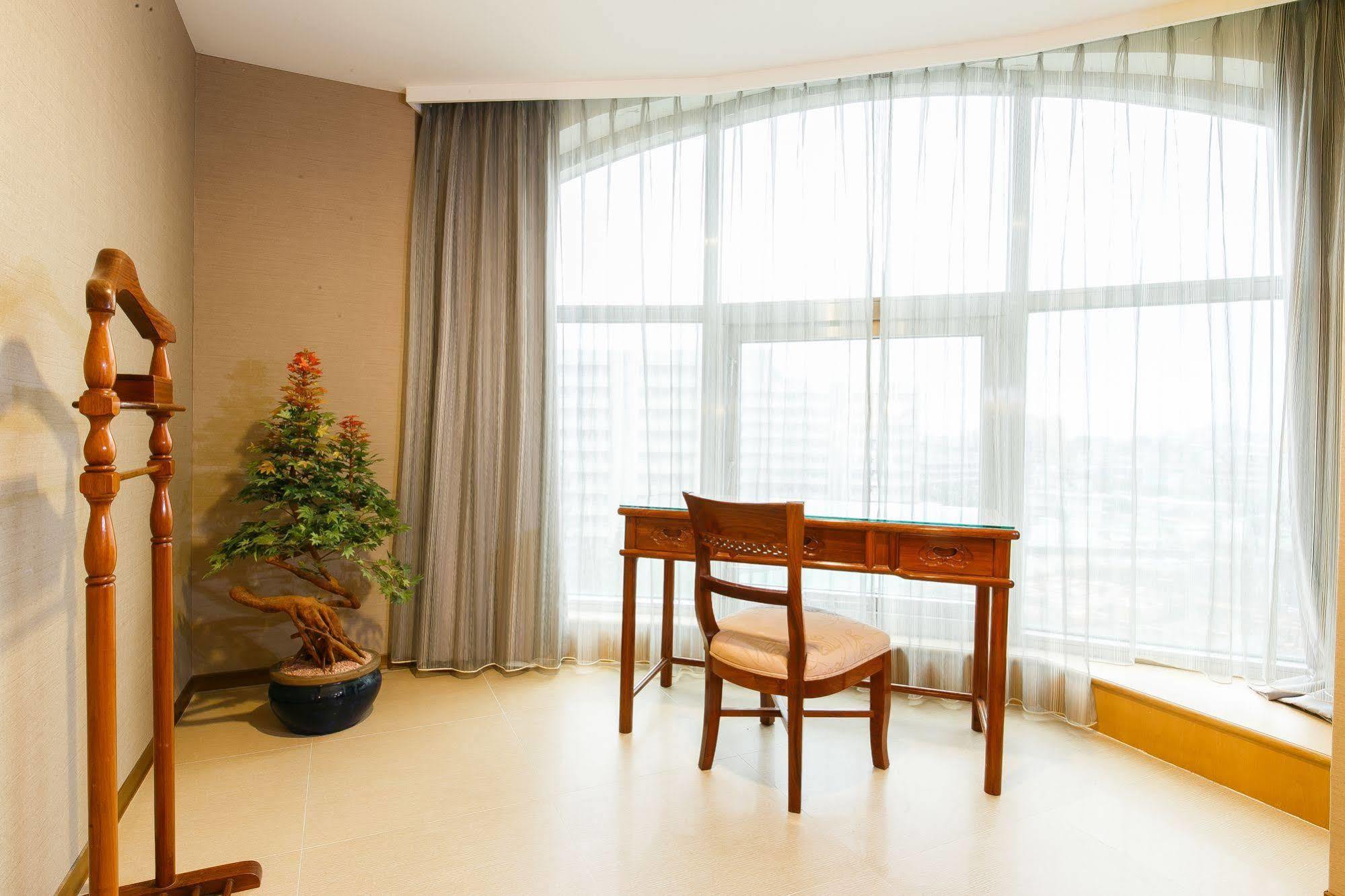 Highness Hotel Guishan Eksteriør billede