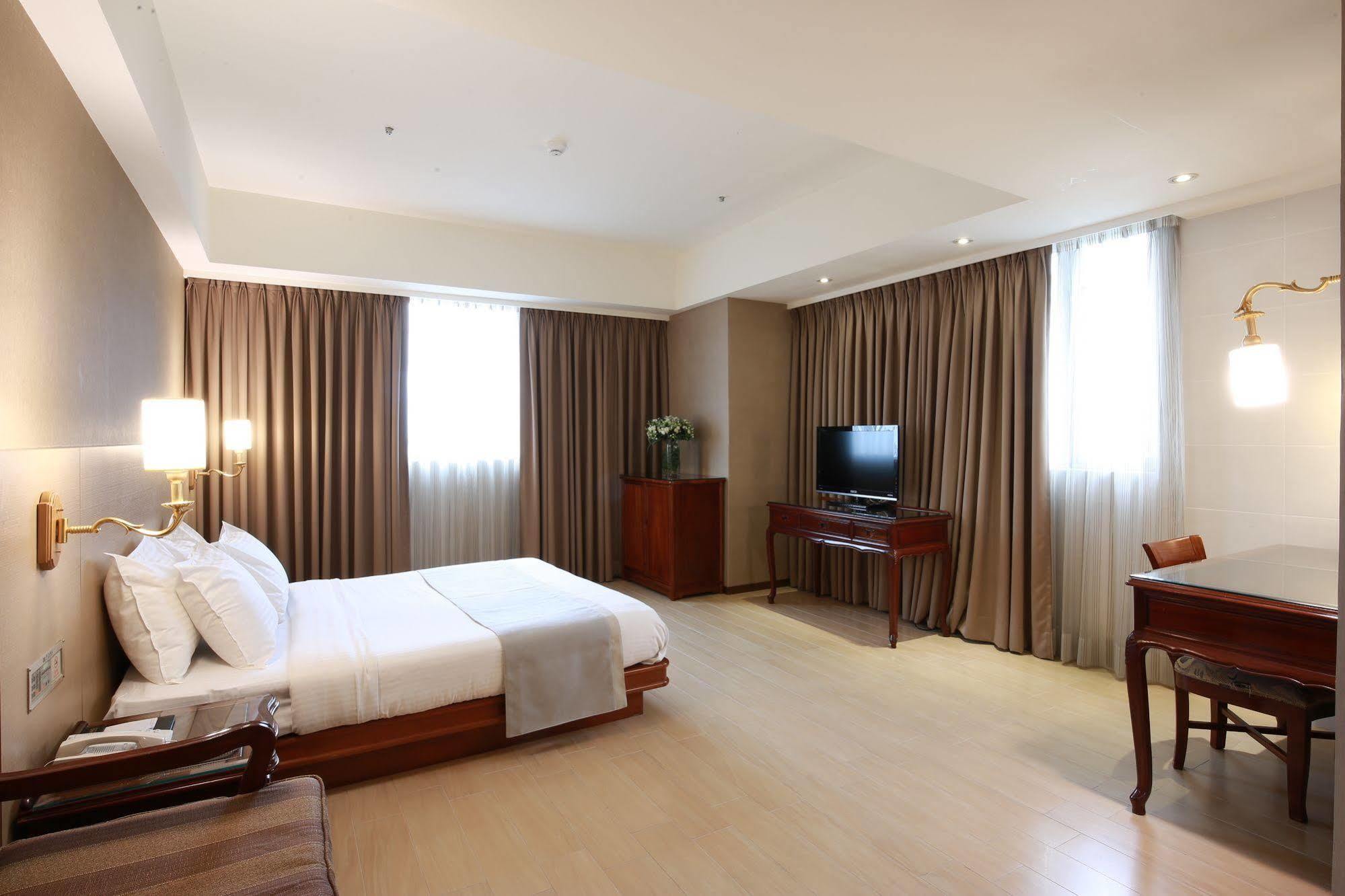 Highness Hotel Guishan Eksteriør billede
